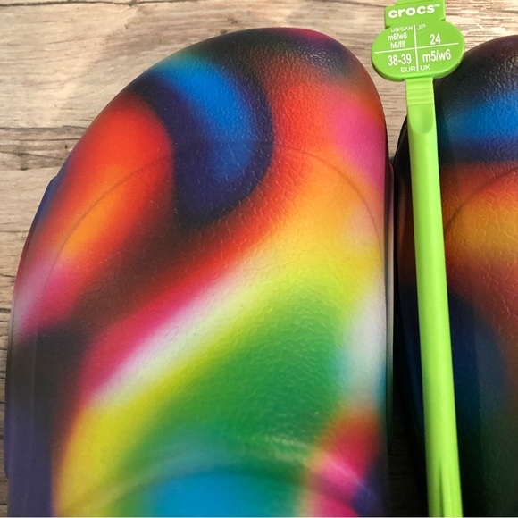 CROCS Graphic Bistro Clog Unisex W8 M6 - Picture 3 of 9